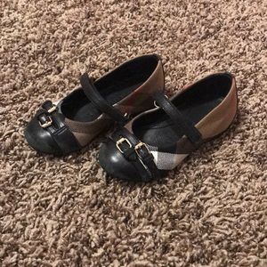 Burberry kids shoes